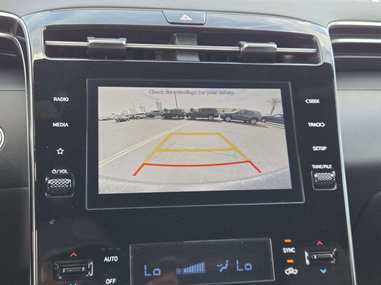 Used 2024 Hyundai Santa Cruz SEL FWD image 8