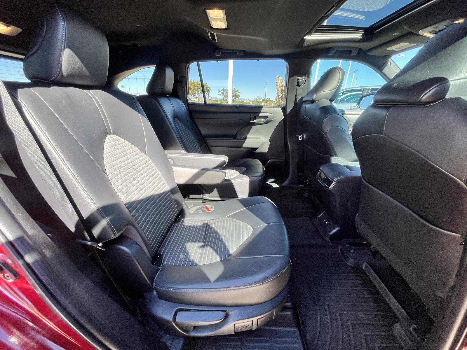 Certified 2022 Toyota Highlander XSE image 23