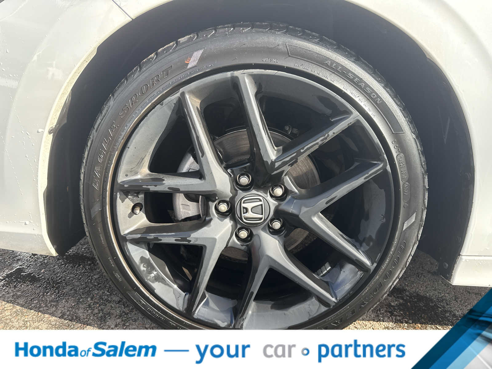 Used 2023 Honda Civic Sport image 8