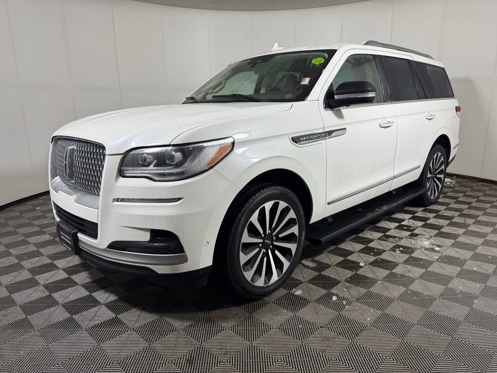 Certified 2023 Lincoln Navigator Reserve image 1