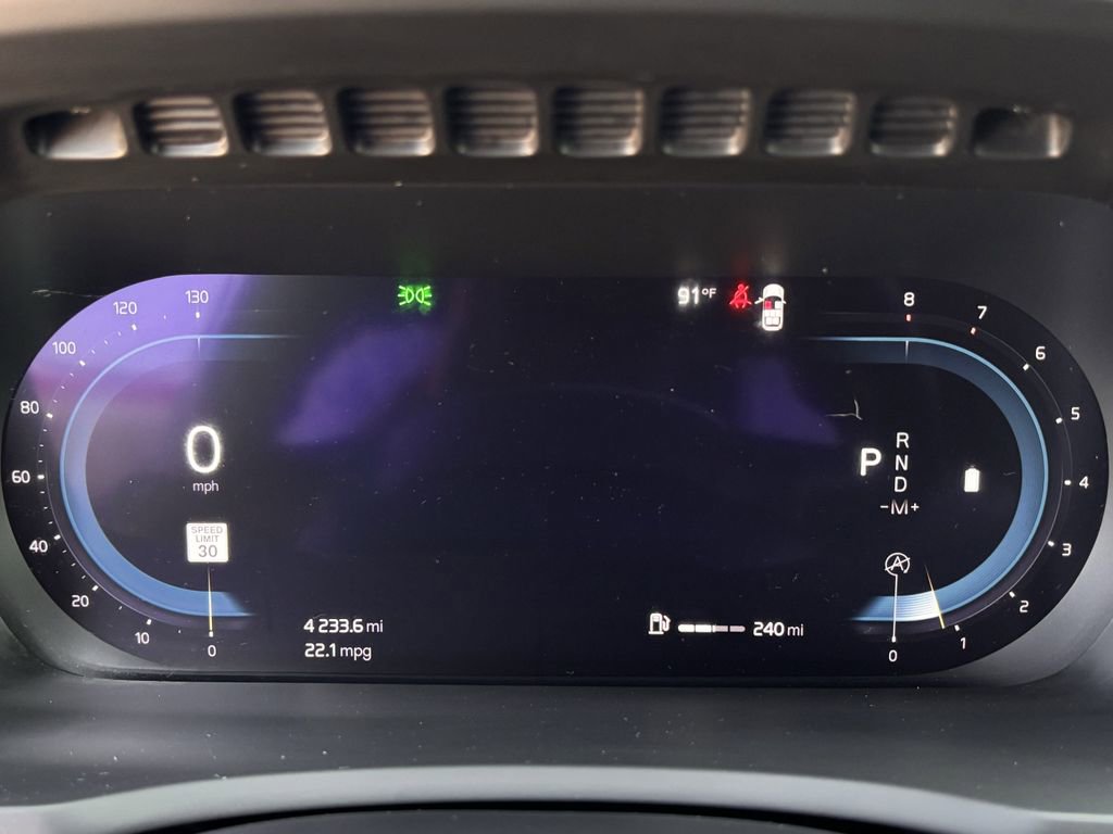 Used 2023 Volvo XC90 B5 Plus w/ Protection Package Premier AWD/4WD image 22