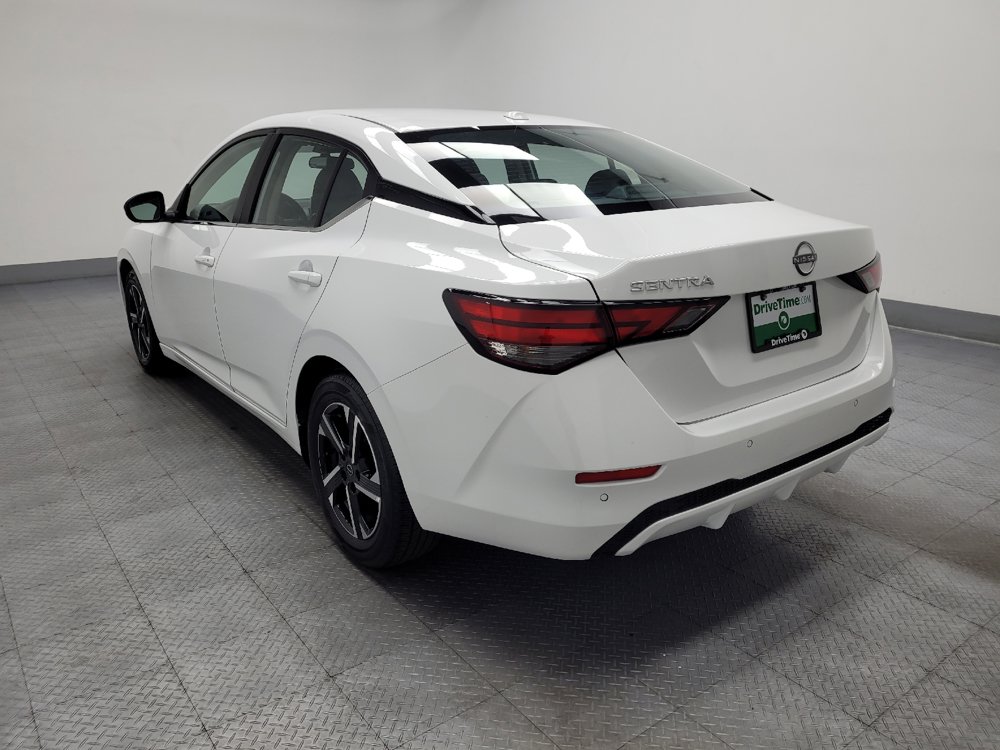 Used 2025 Nissan Sentra SV FWD image 5