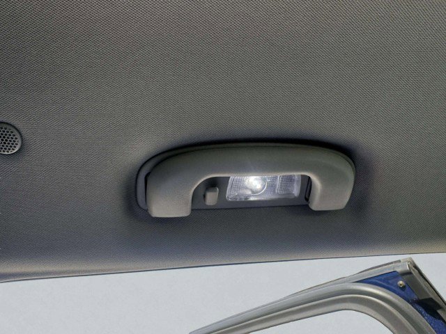 Used 2023 GMC Terrain SLE w/ Driver Convenience Package image 42