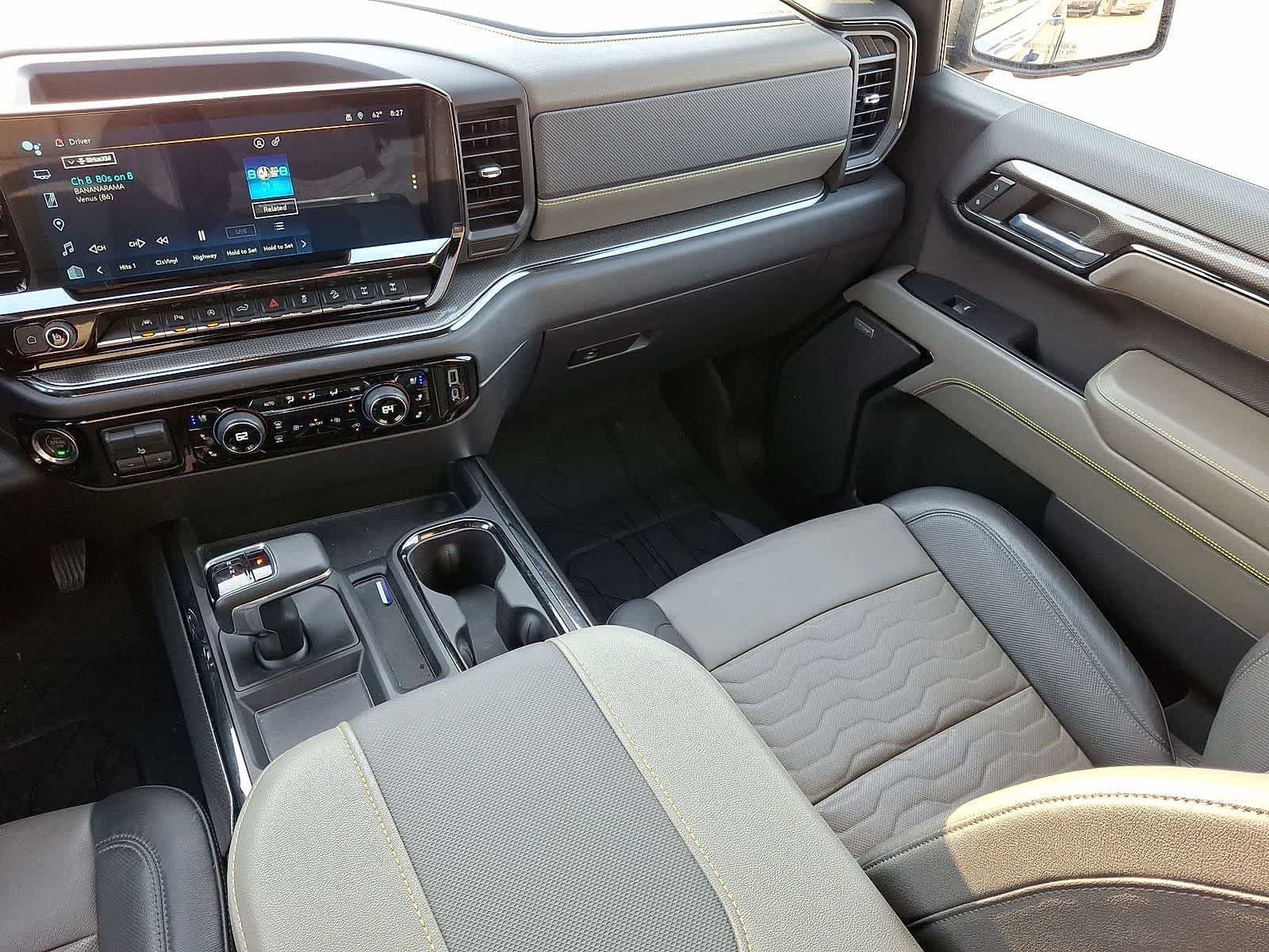 Used 2023 Chevrolet Silverado 1500 ZR2 w/ Technology Package image 12
