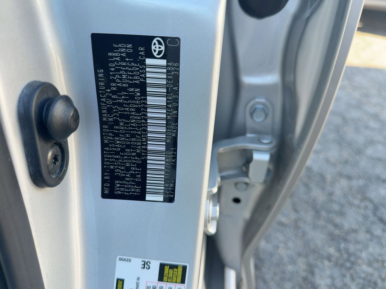 Used 2025 Toyota Corolla LE image 9