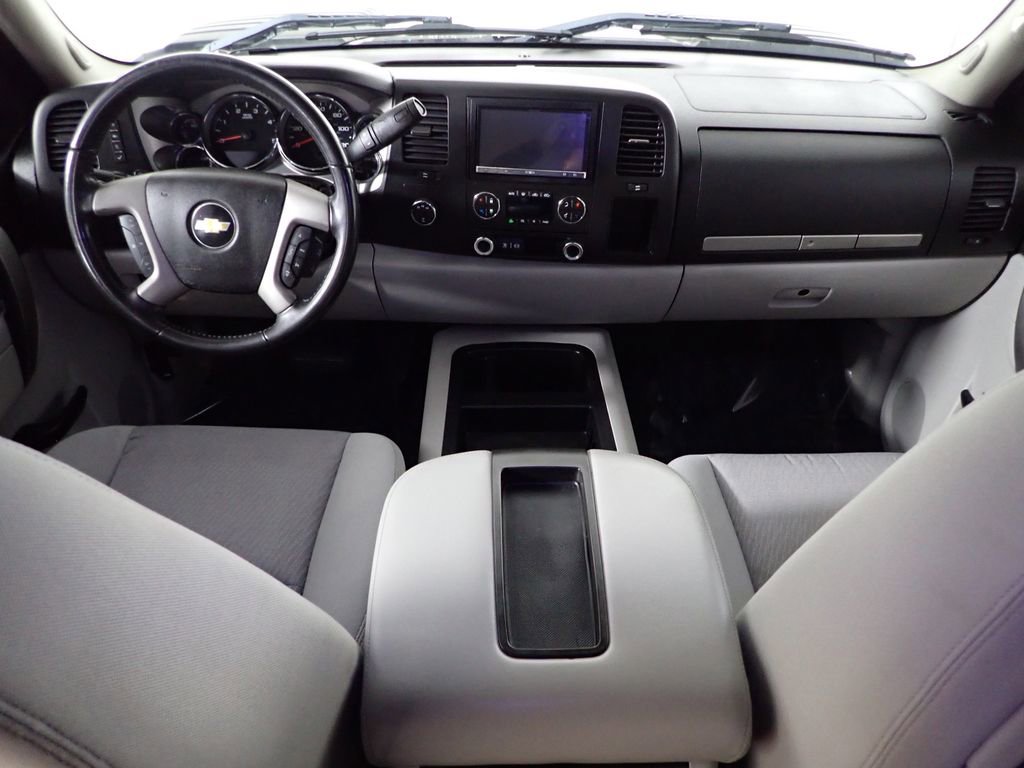 Used 2011 Chevrolet Silverado 2500 LT w/ Interior Plus Package image 33