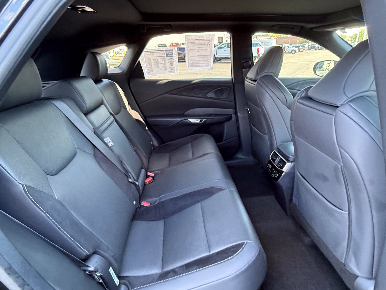 Used 2023 Lexus RX 500h F Sport w/ Accessory Package (Z1) AWD/4WD image 16