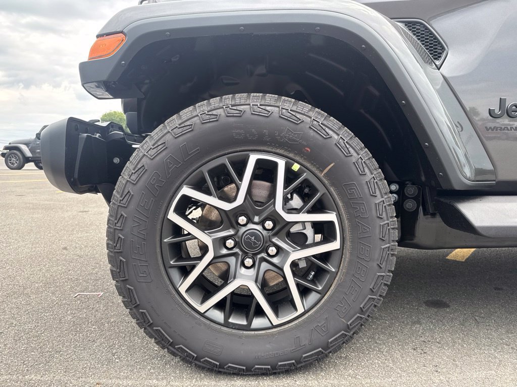 New 2027 Jeep Wrangler Unlimited Sahara AWD/4WD image 12