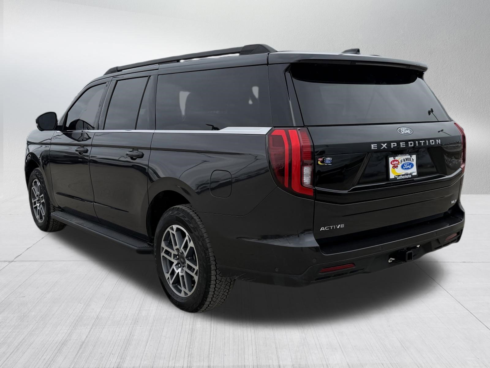 Certified 2025 Ford Expedition Max Active image 5