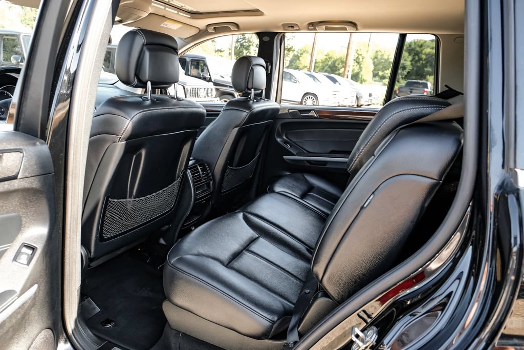 Used 2011 Mercedes-Benz GL 320 BlueTEC 4MATIC image 34