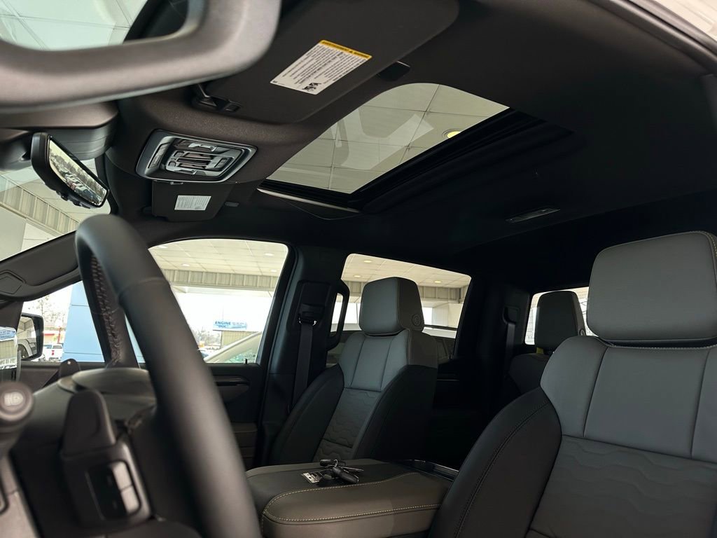 New 2026 Chevrolet Silverado 1500 ZR2 image 13