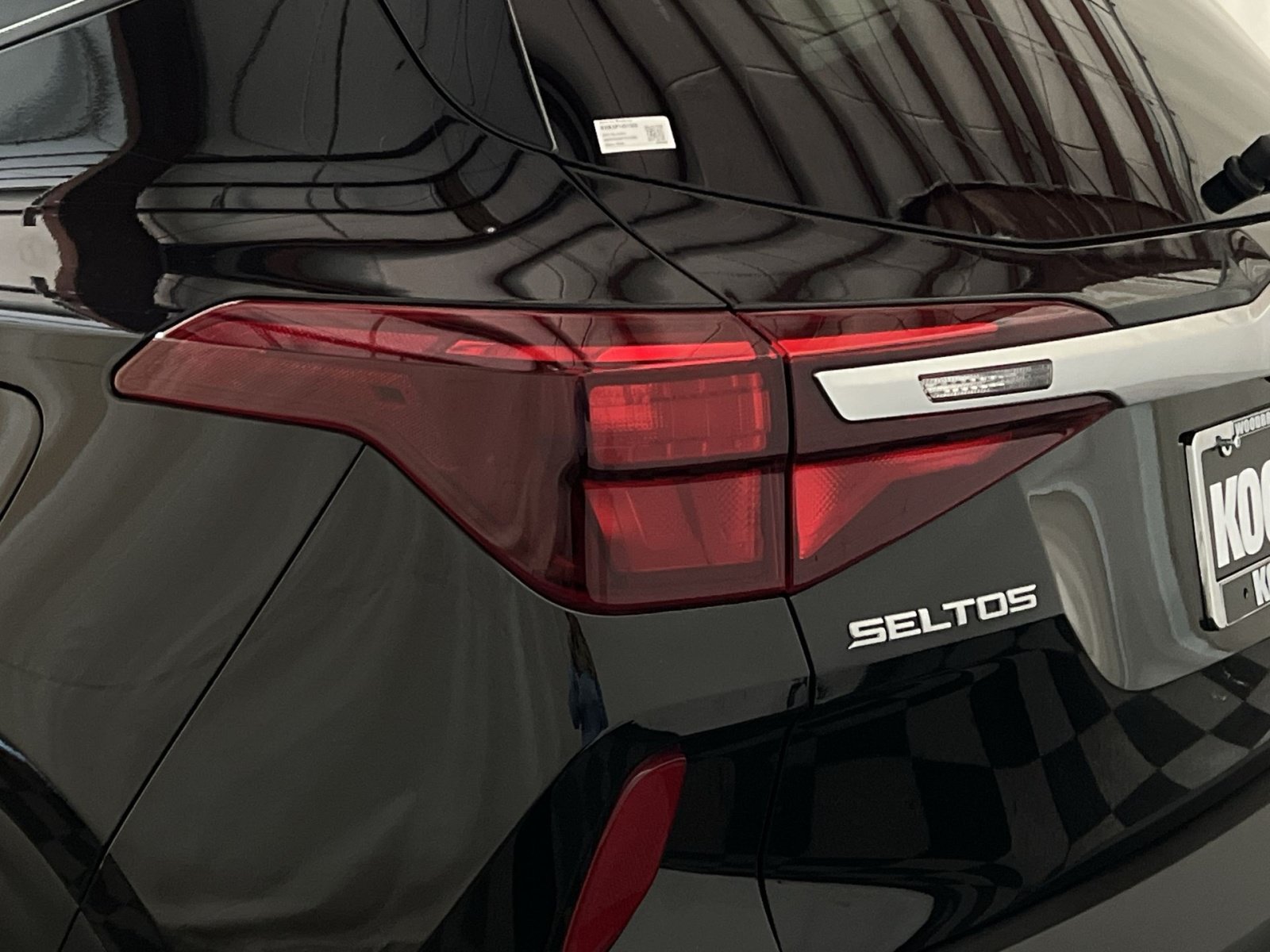 Used 2023 Kia Seltos LX AWD/4WD image 14