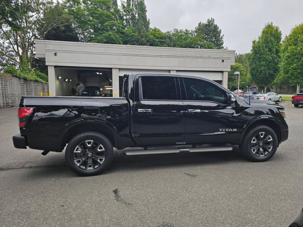Used 2021 Nissan Titan Platinum Reserve AWD/4WD image 8