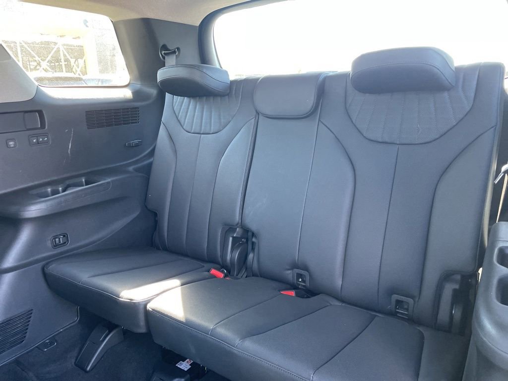 Used 2023 Hyundai Palisade Limited image 35