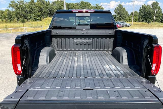 Used 2026 GMC Sierra 1500 SLT w/ SLT Premium Plus Package AWD/4WD image 7