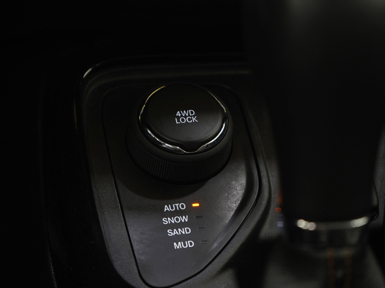 Used 2020 Jeep Compass Limited image 19