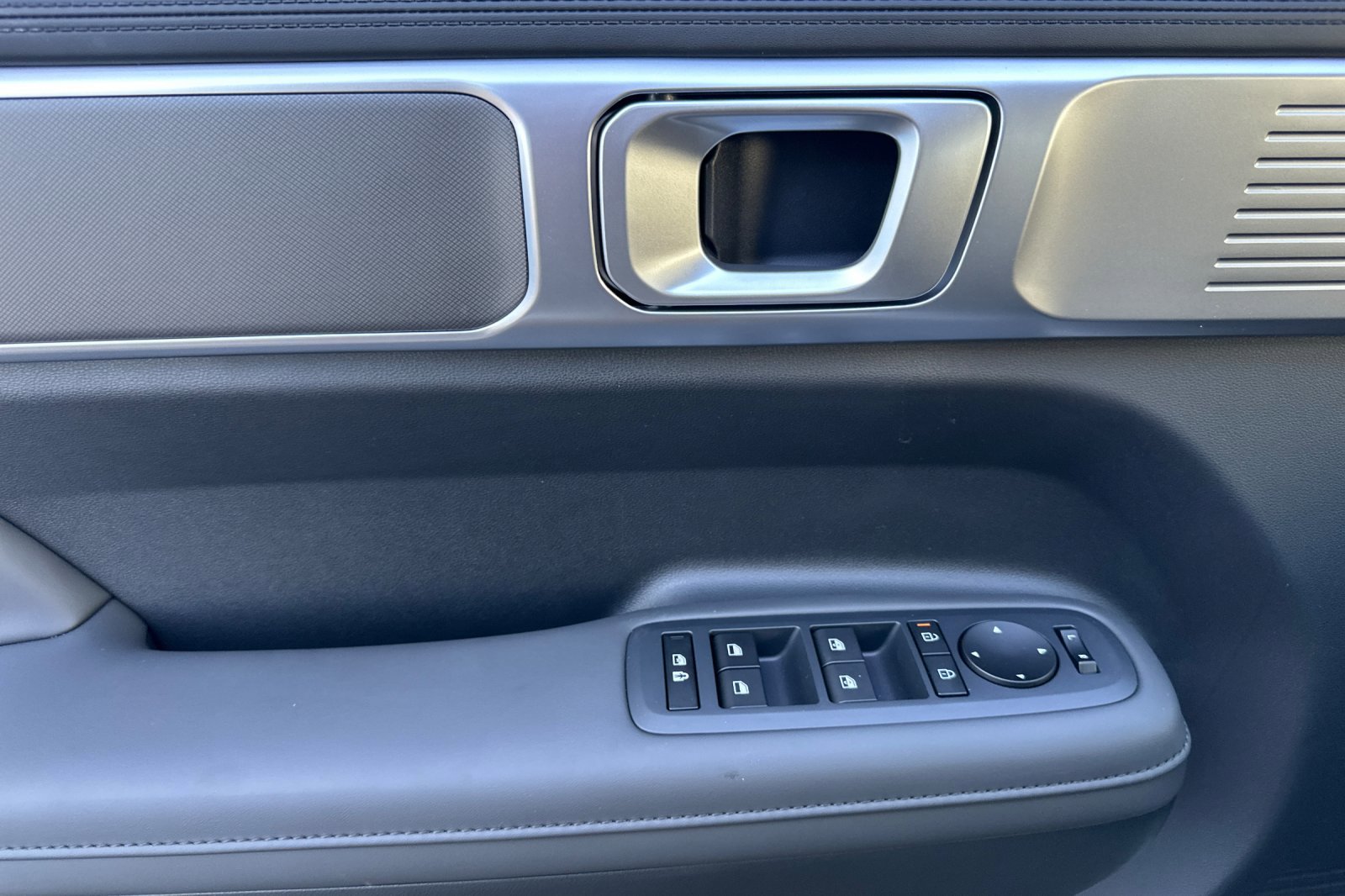 New 2026 Hyundai Santa Fe SEL image 11