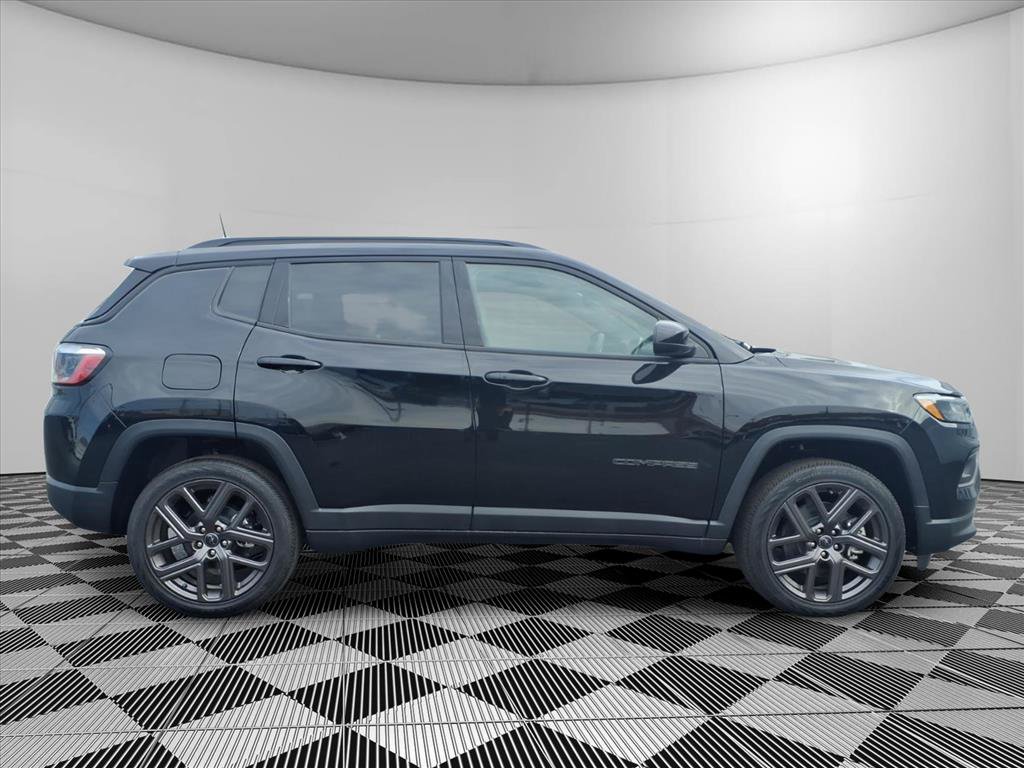 New 2026 Jeep Compass Latitude AWD/4WD image 6