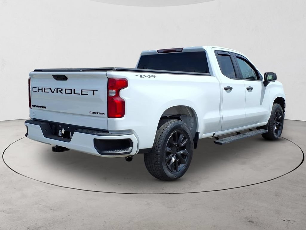 Certified 2022 Chevrolet Silverado 1500 Custom AWD/4WD image 5