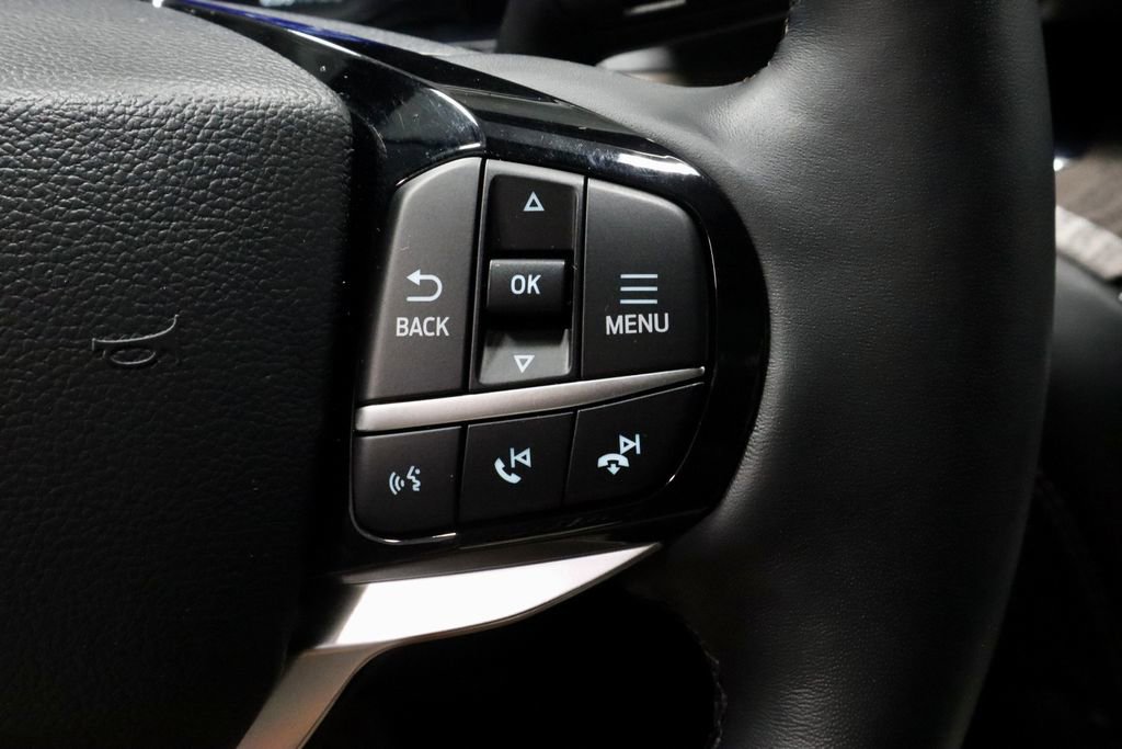 Certified 2022 Ford Explorer Platinum w/ Equipment Group 601A image 34