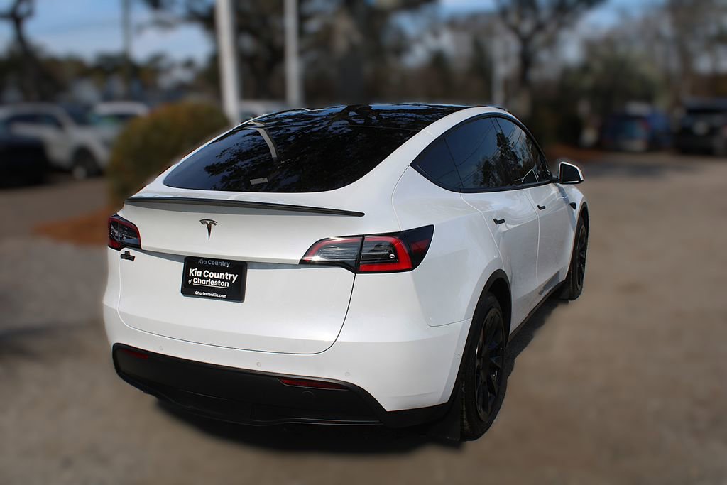 Used 2021 Tesla Model Y Long Range image 7
