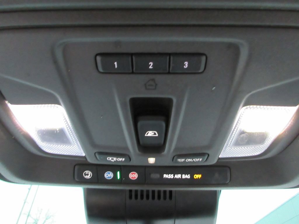 Certified 2024 Chevrolet Silverado 1500 LTZ AWD/4WD image 38
