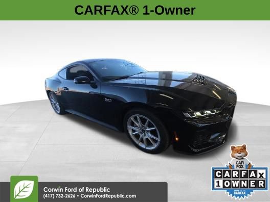 Used 2024 Ford Mustang GT Premium image 2