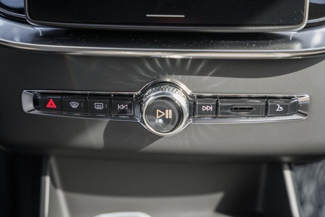 New 2026 Volvo XC90 B6 Ultra image 22