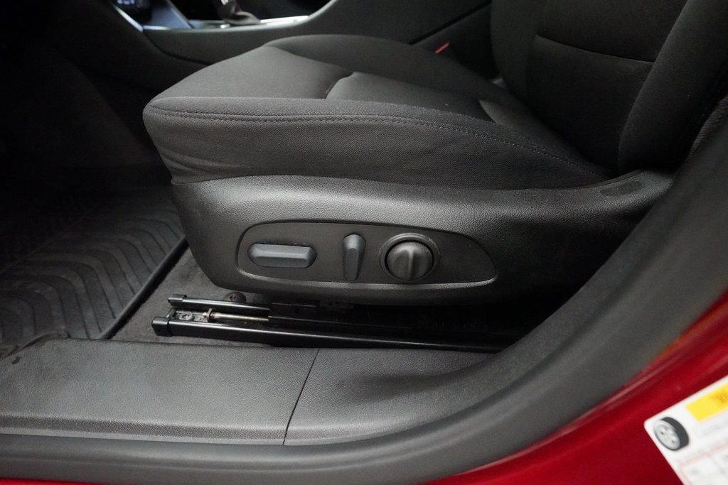 Used 2024 Chevrolet Malibu RS image 28