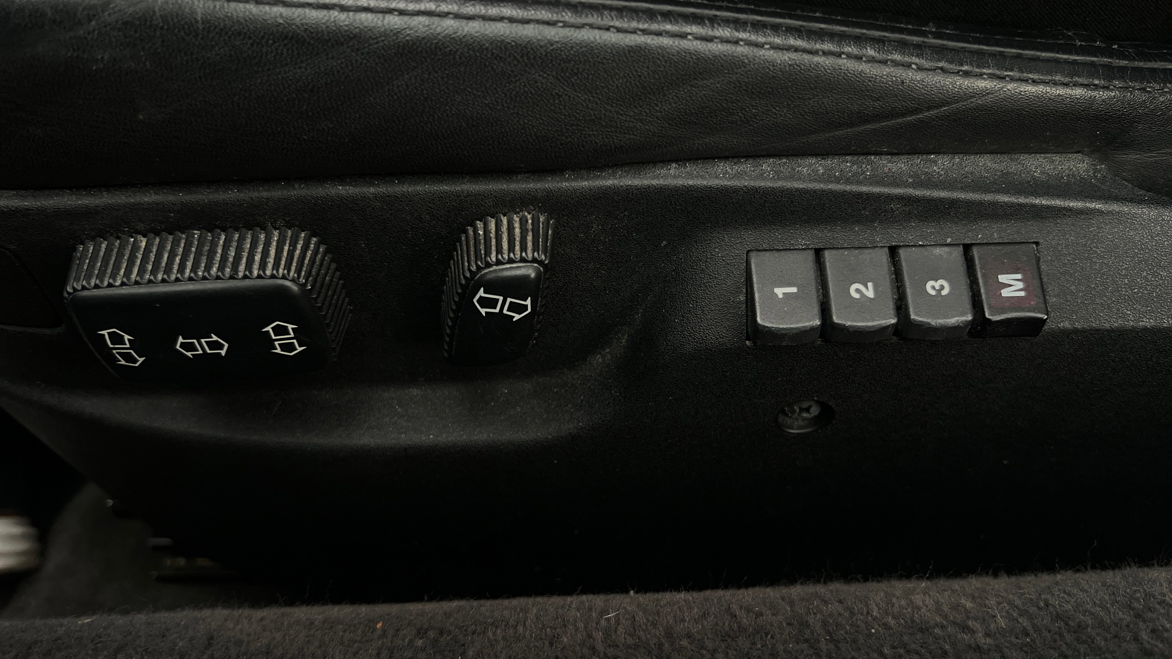 Used 1992 BMW 850i image 94