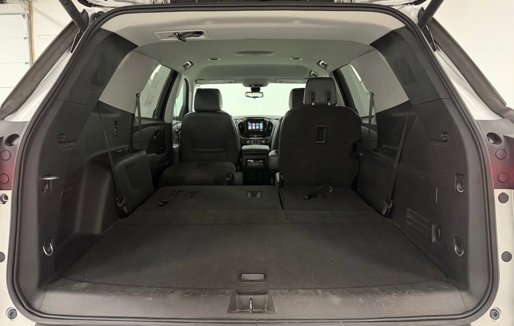 Used 2018 Chevrolet Traverse LT FWD image 27