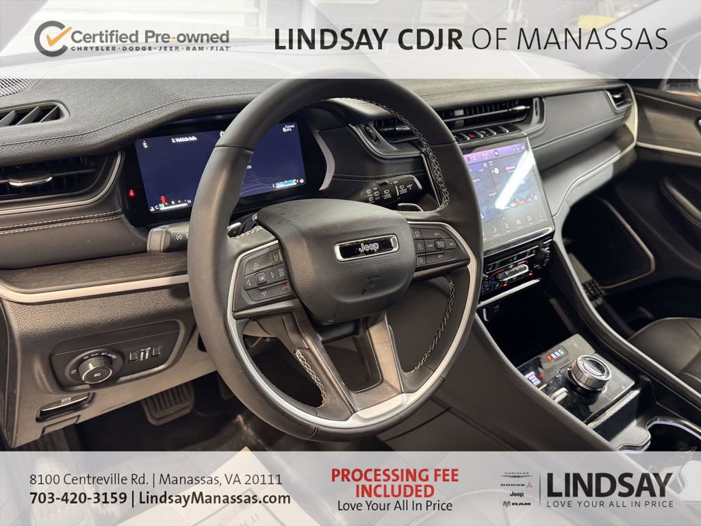 Certified 2025 Jeep Grand Cherokee L Limited w/ Black Appearance Package AWD/4WD image 12