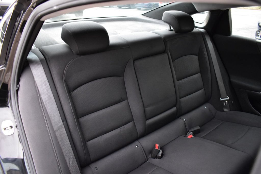 Used 2022 Chevrolet Malibu LT FWD image 24