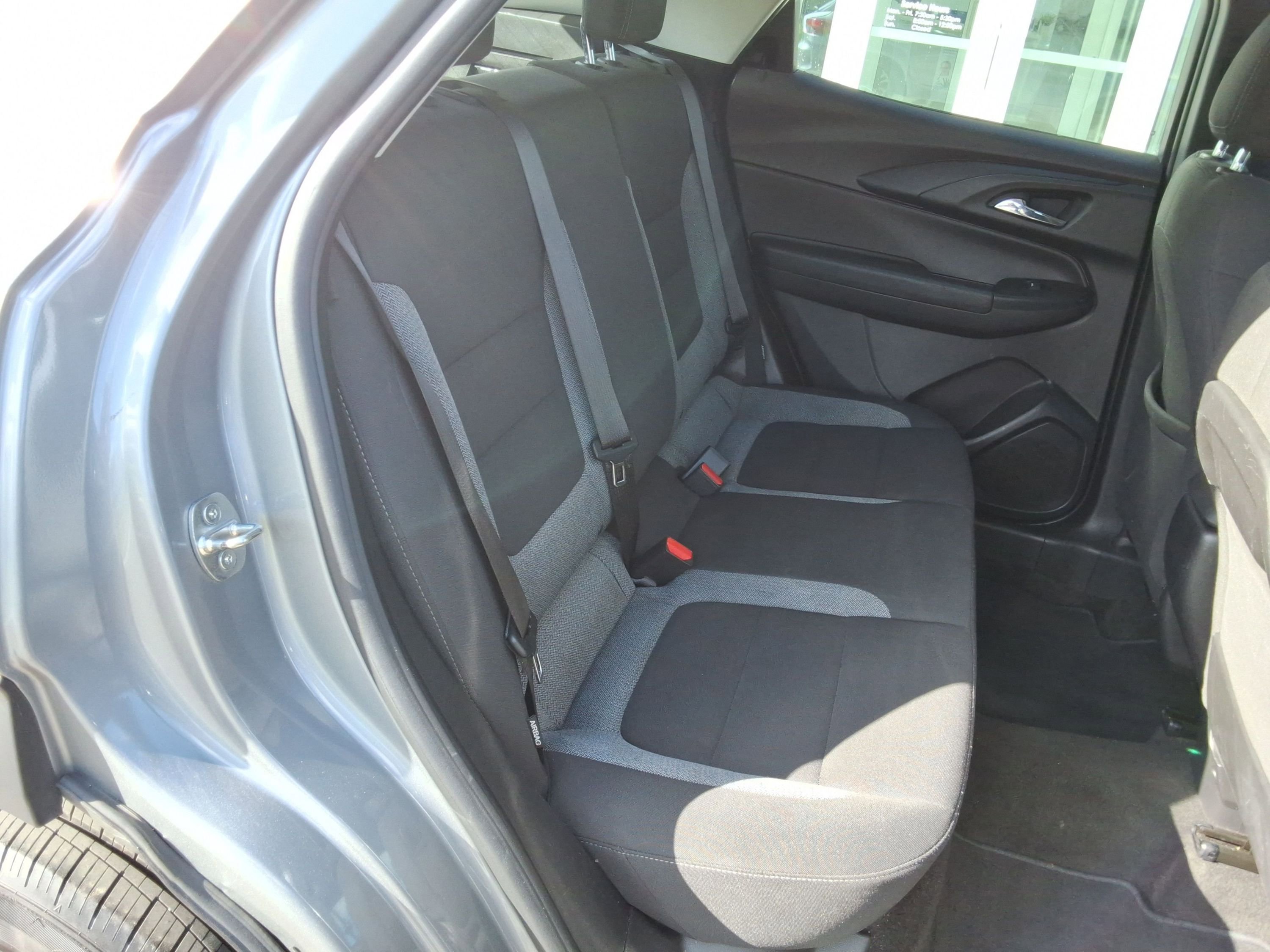 Used 2023 Chevrolet TrailBlazer LS AWD/4WD image 31