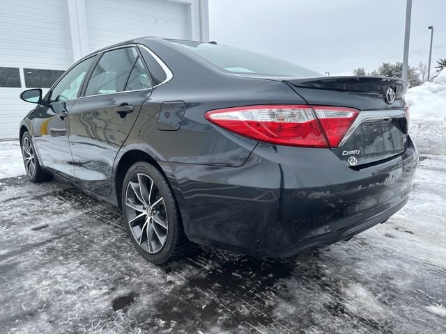 Used 2016 Toyota Camry XSE w/ Moonroof Package image 3