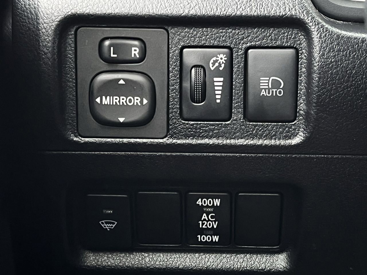 Used 2021 Toyota 4Runner SR5 Premium w/ Moonroof Package AWD/4WD image 19