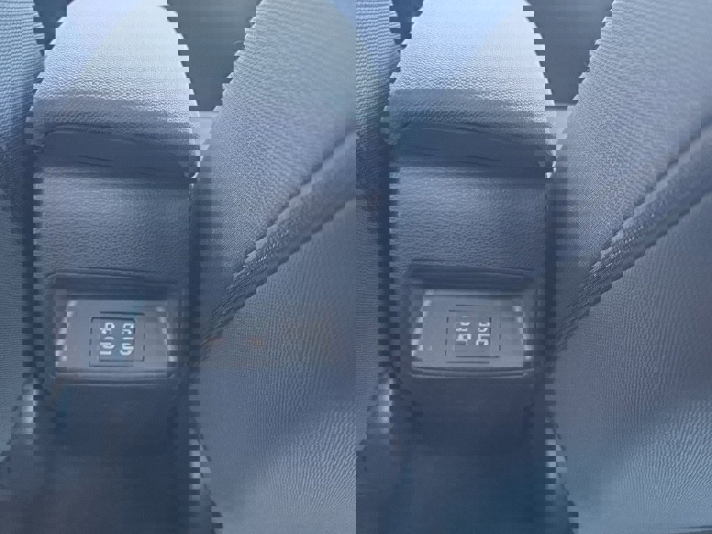 Certified 2023 Toyota Corolla LE image 13