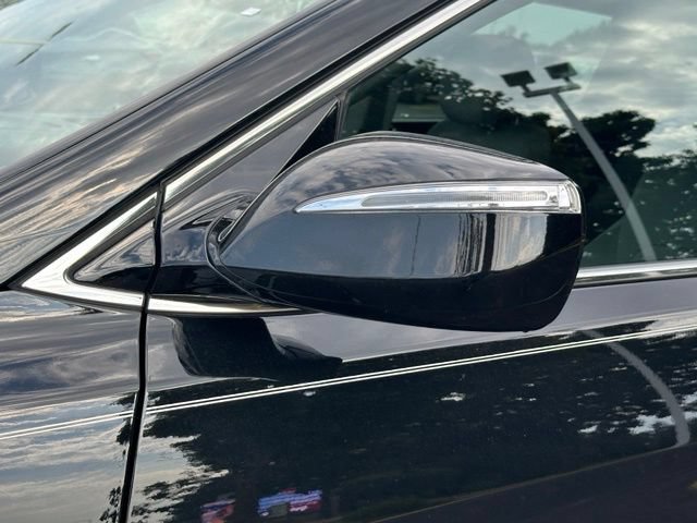 Used 2018 Hyundai Santa Fe Sport w/ 2.4L Value Package 02 AWD/4WD image 9