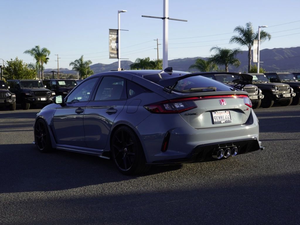 Used 2023 Honda Civic Type R image 6
