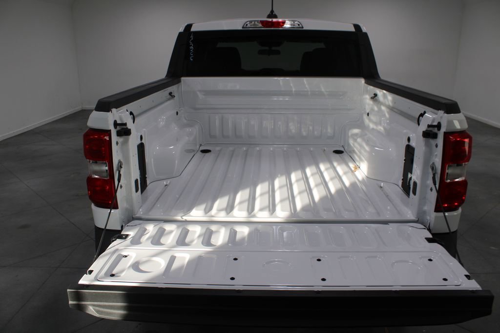 New 2025 Ford Maverick XLT w/ Equipment Group 302A image 16