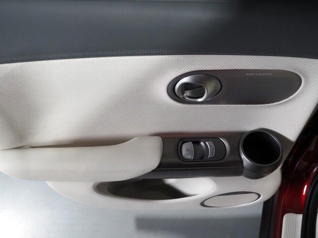 Used 2024 Genesis GV60 Advanced image 67