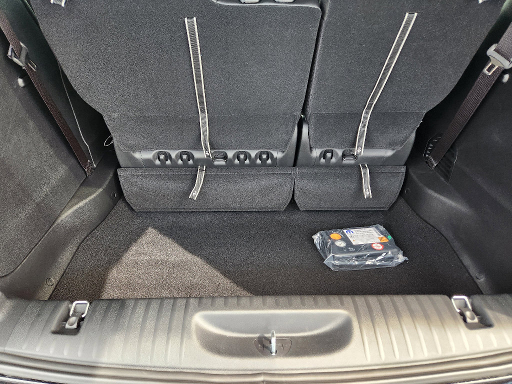 New 2025 Chrysler Pacifica Select image 21