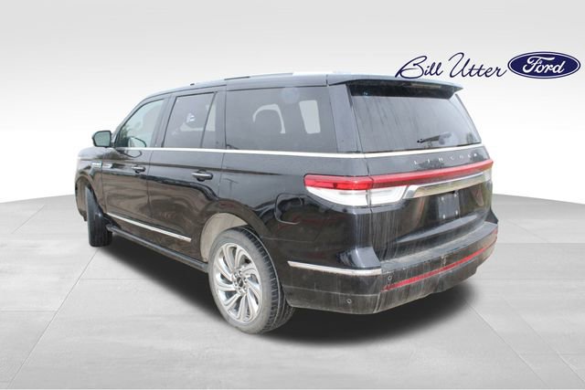 Used 2024 Lincoln Navigator Premiere image 7
