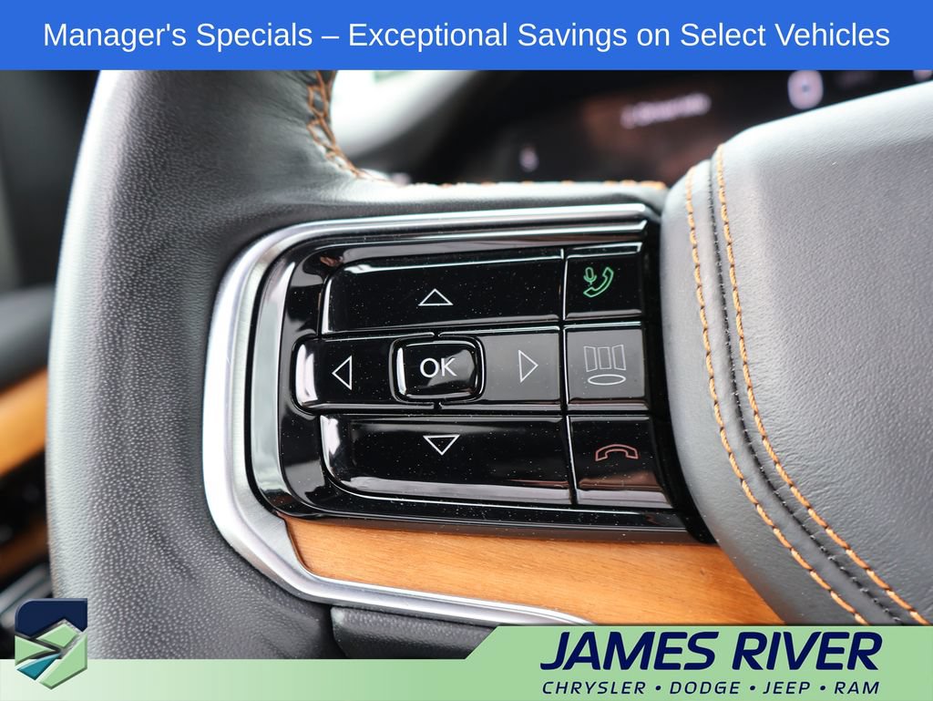Used 2024 Jeep Grand Wagoneer L Series III AWD/4WD image 30