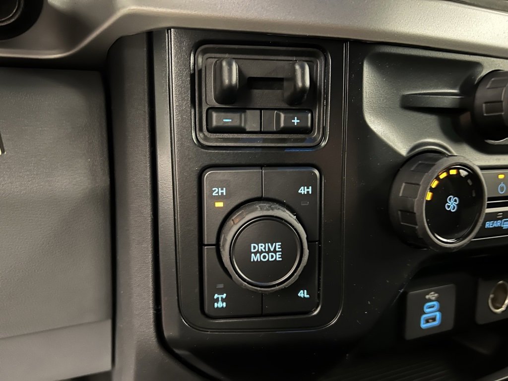 New 2025 Ford F350 XLT w/ 360-Degree Camera Package image 15
