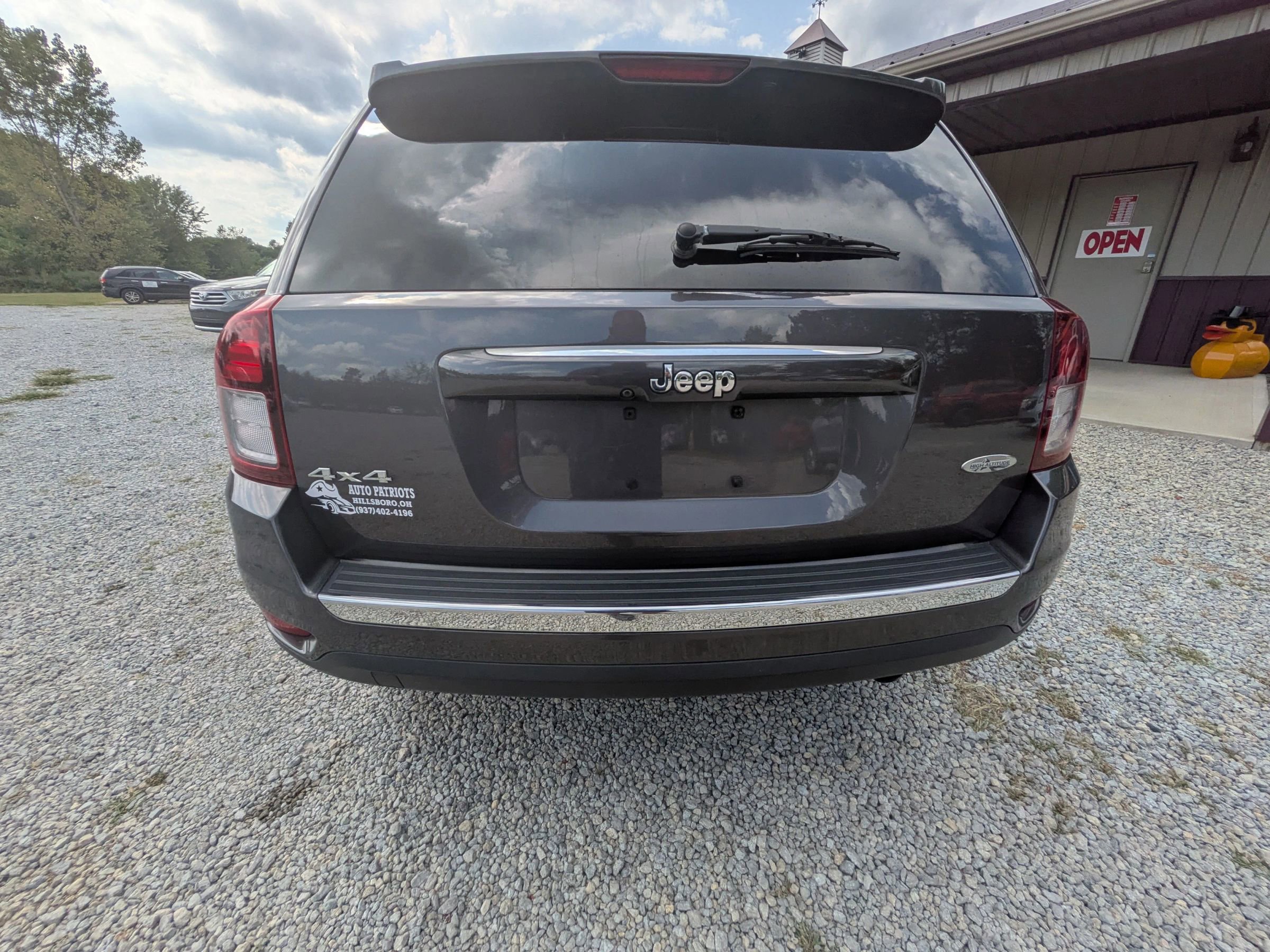 Used 2017 Jeep Compass High Altitude image 3