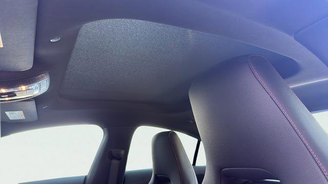 Used 2022 Mercedes-Benz CLA 250 image 14