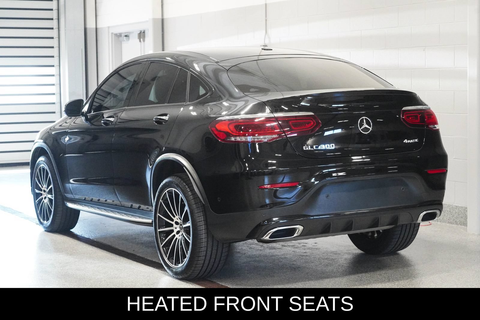 Used 2022 Mercedes-Benz GLC 300 4MATIC Coupe image 4