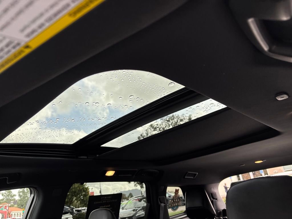 Certified 2025 INFINITI QX60 Luxe w/ Black Edition image 11