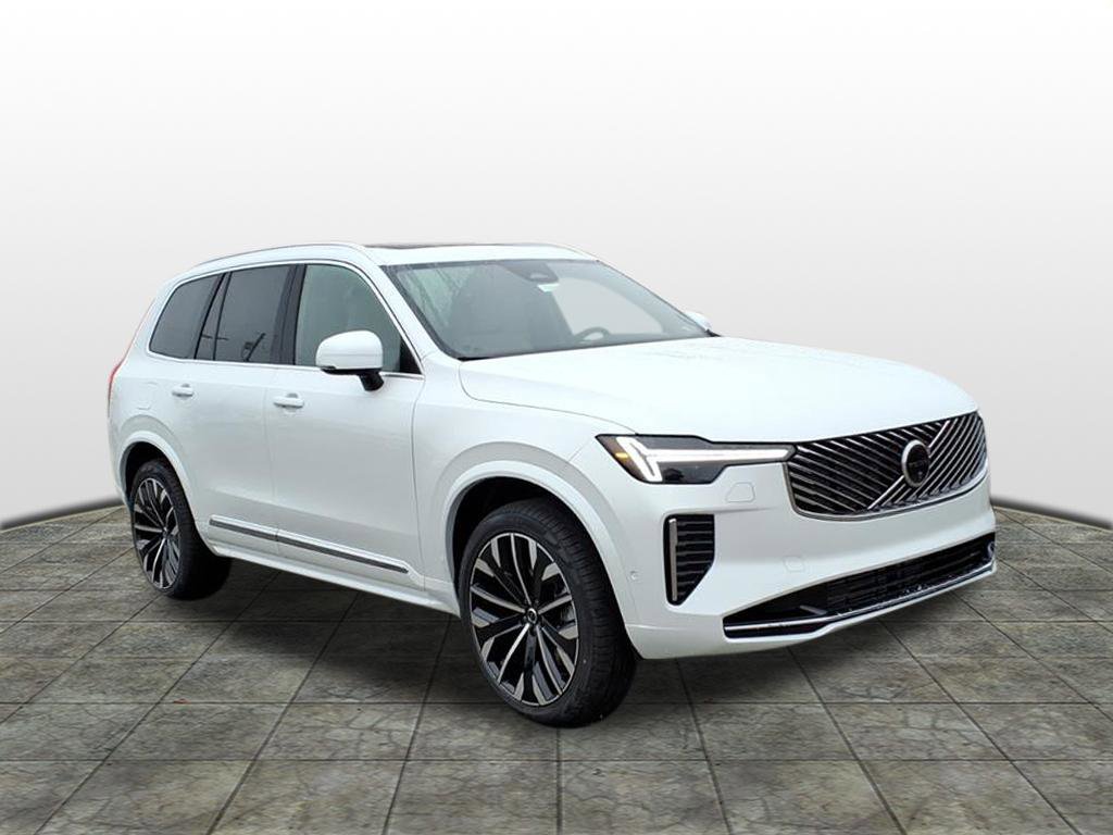 New 2026 Volvo XC90 T8 Plus